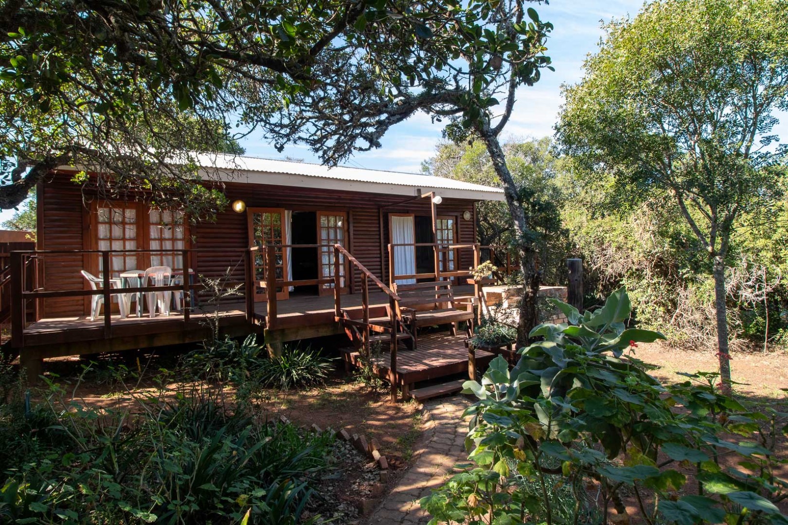 Mambele Cottage